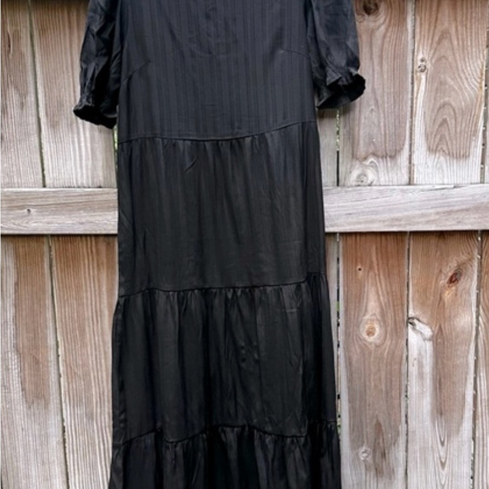 Elegant Black Maxi Dress for Women - Picture 3 of 10